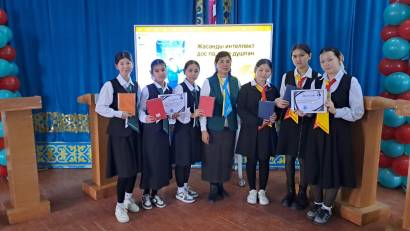  "Жасанды интеллект дос па, дұшпан ба?" тақырыбында дебат өтті. 